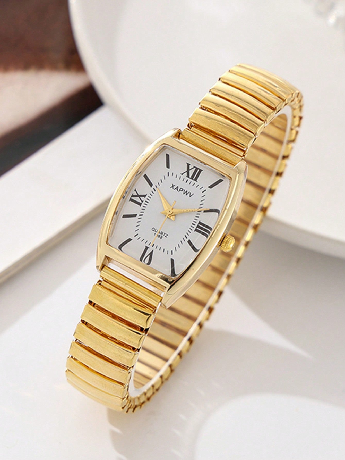 XAPWV 1Pc Vintage Women'S Elastic Band Fashion Barrel Shaped Minimalist & Elegant Quartz Watch
