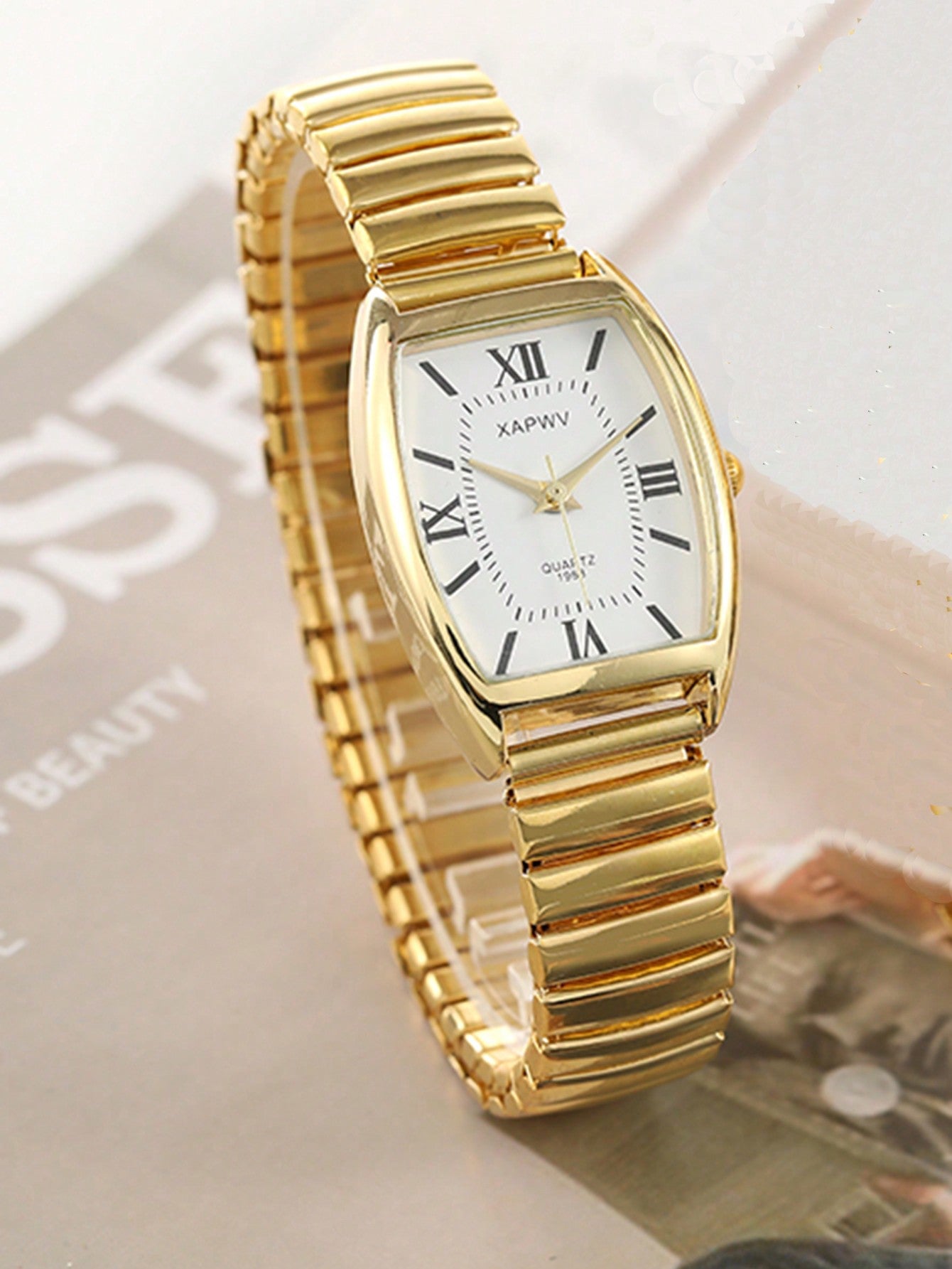 XAPWV 1Pc Vintage Women'S Elastic Band Fashion Barrel Shaped Minimalist & Elegant Quartz Watch
