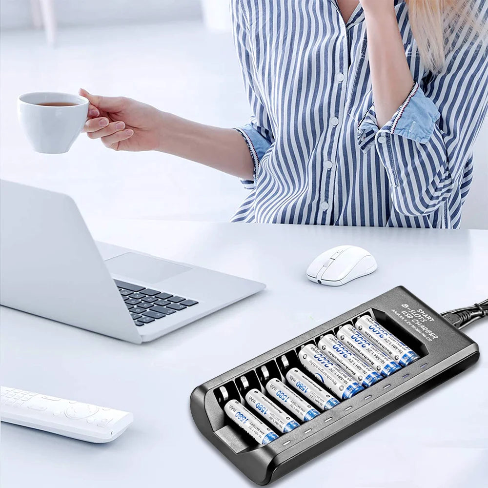 AA AAA Rechargeable Battery Charger for Ni-Mh Ni-Cd Batteries 8 Independent Slots
