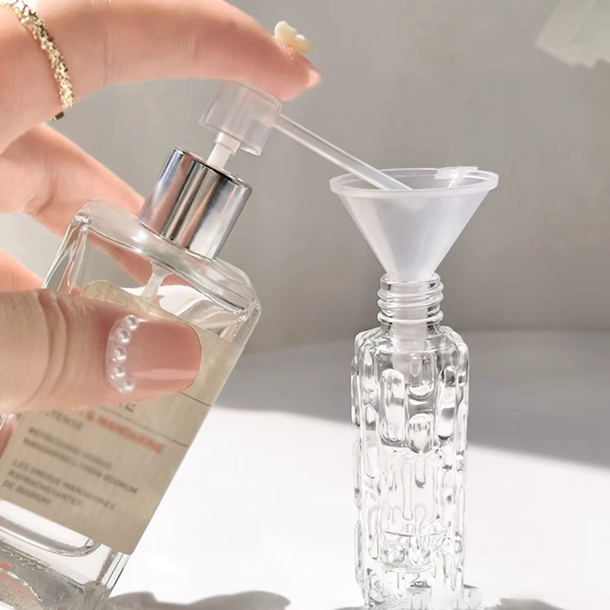 1Pc-10Ml Glass Perfume Spray Bottle Aluminum Spray Head Perfume Dispenser Bottle Press Empty Bottle